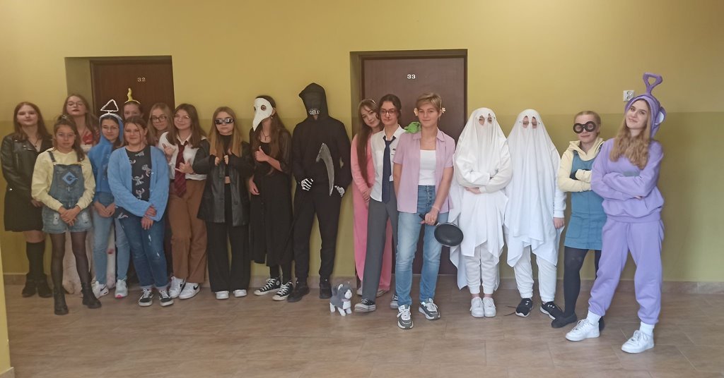 2022-10 Dzień Postaci z Bajek i Filmów