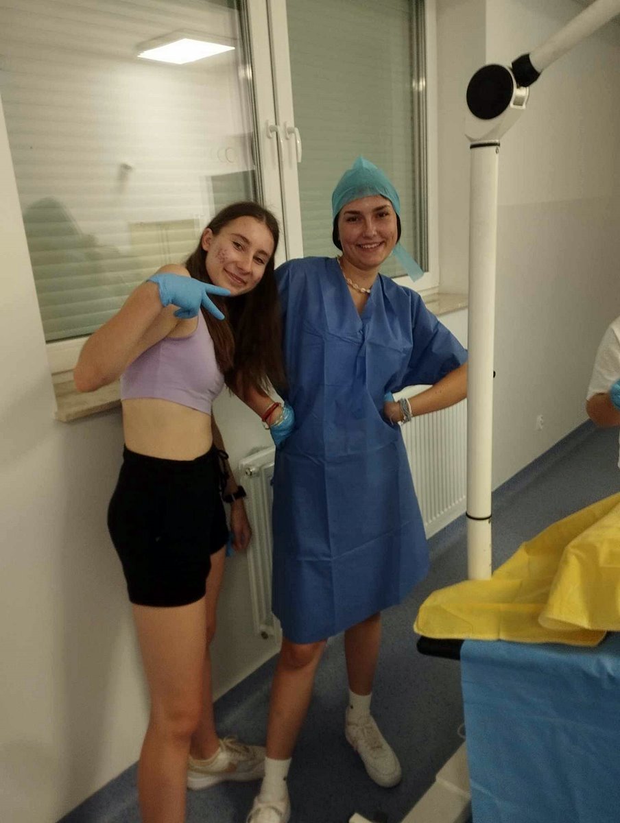 2023-09-21 Zajęcia warsztatowe na Uniwersytecie Medycznym i w Centrum Symulacji Medycznej