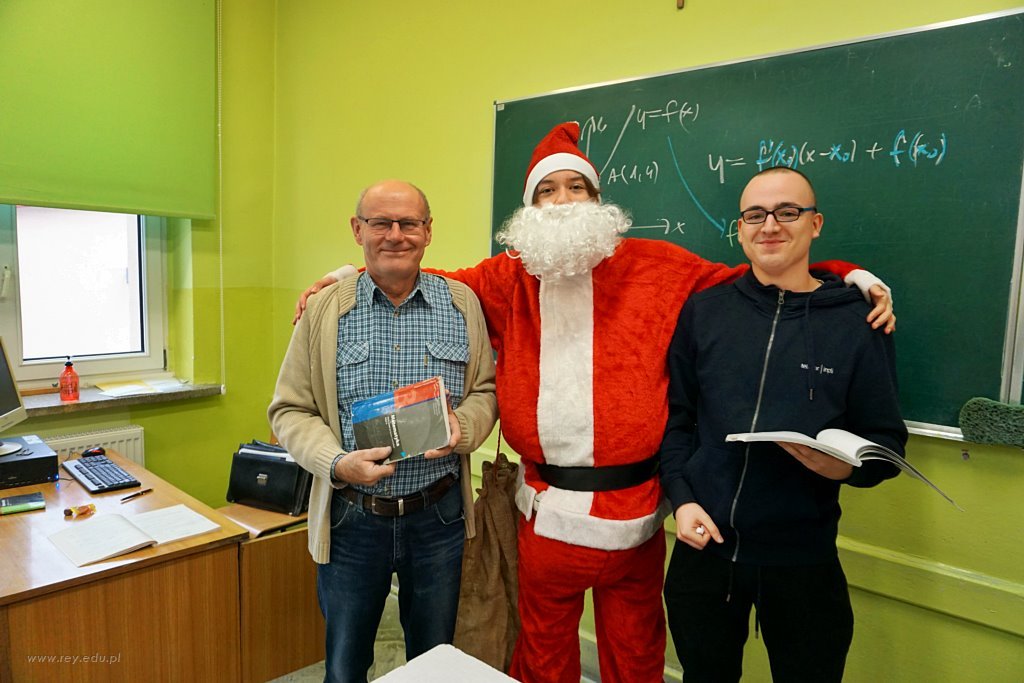 2021-12-06 Szkolne Mikołajki