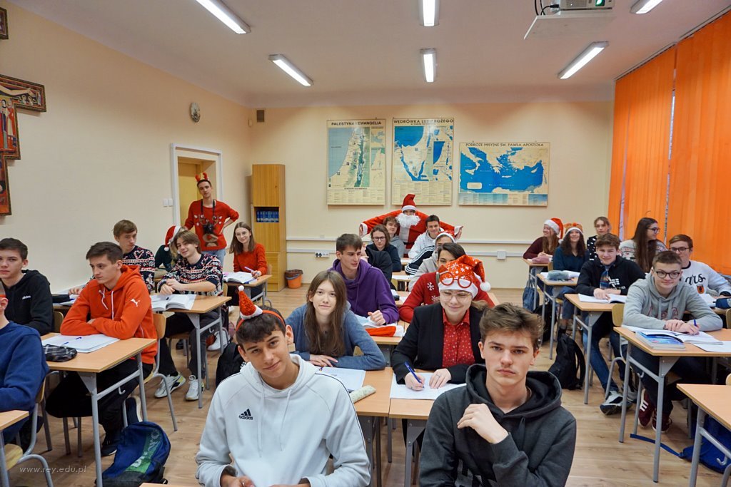 2021-12-06 Szkolne Mikołajki