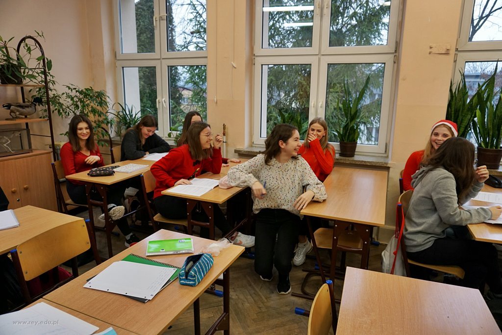 2021-12-06 Szkolne Mikołajki
