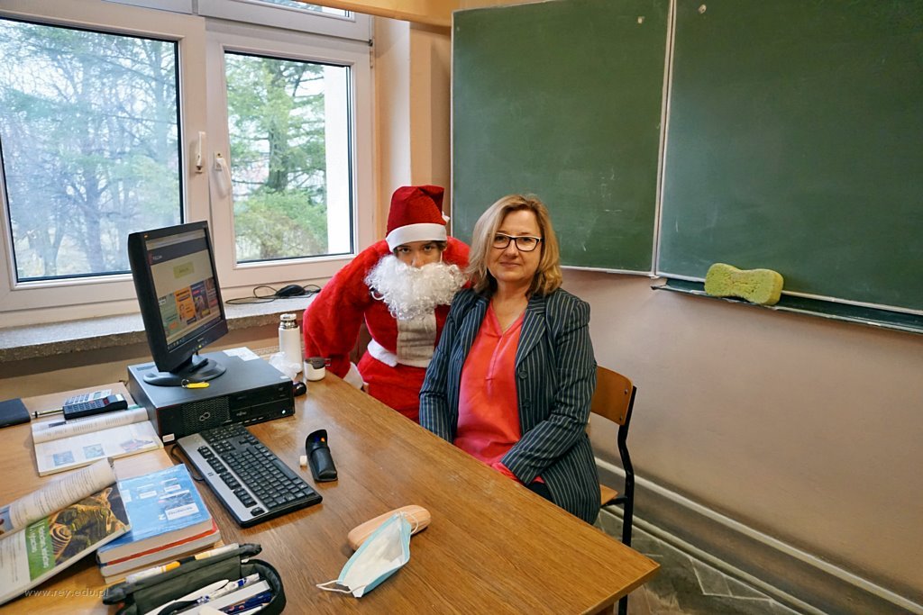 2021-12-06 Szkolne Mikołajki