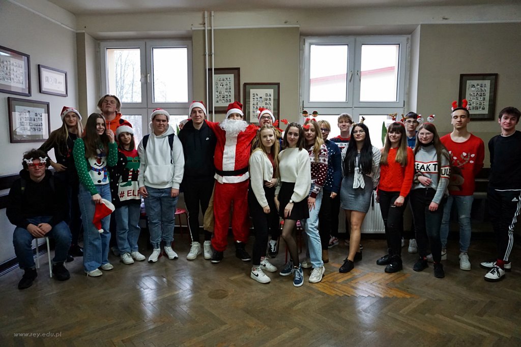 2021-12-06 Szkolne Mikołajki