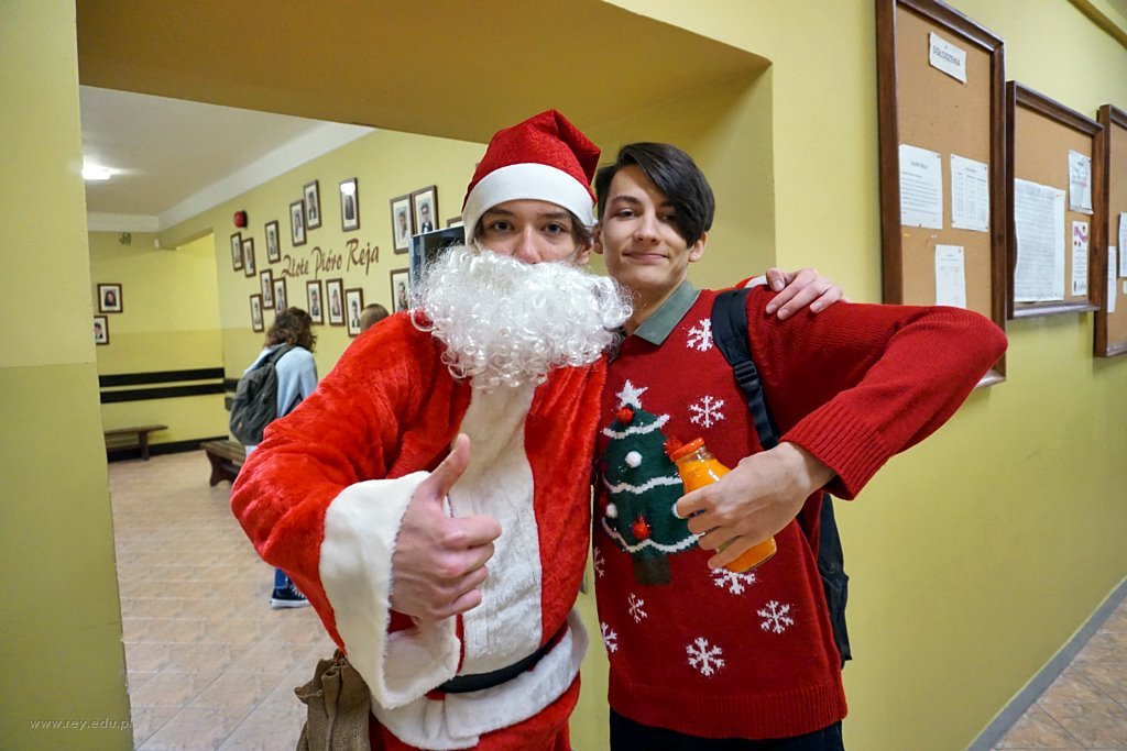 2021-12-06 Szkolne Mikołajki