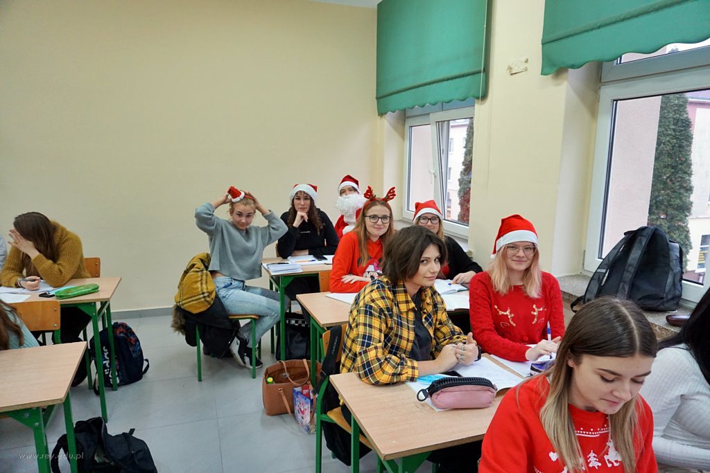 2021-12-06 Szkolne Mikołajki