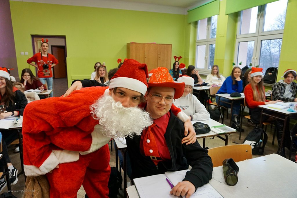 2021-12-06 Szkolne Mikołajki