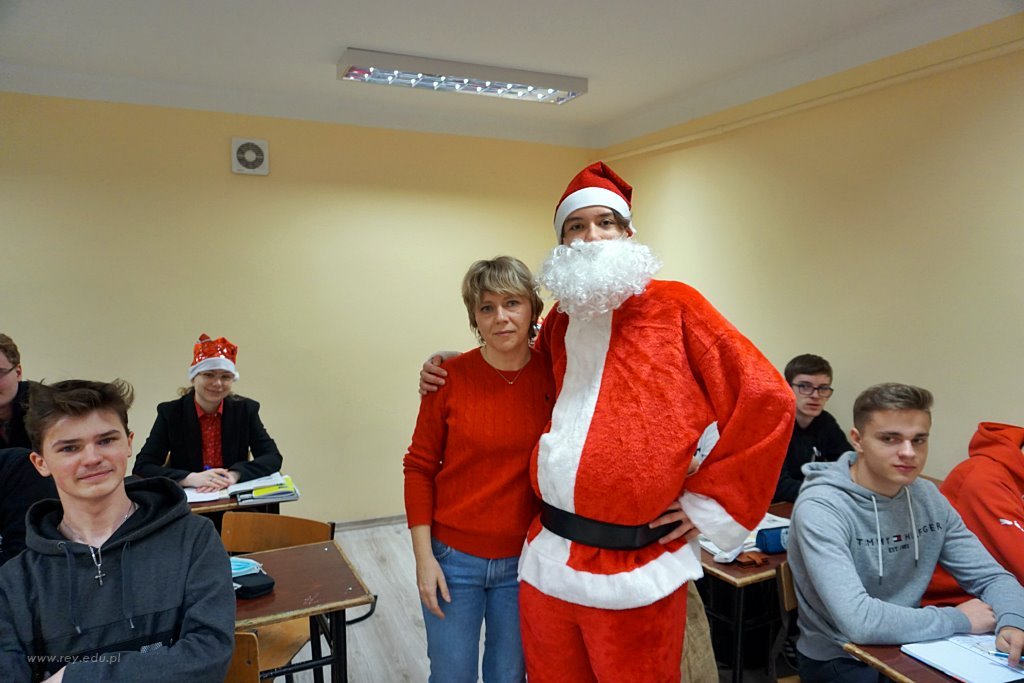 2021-12-06 Szkolne Mikołajki
