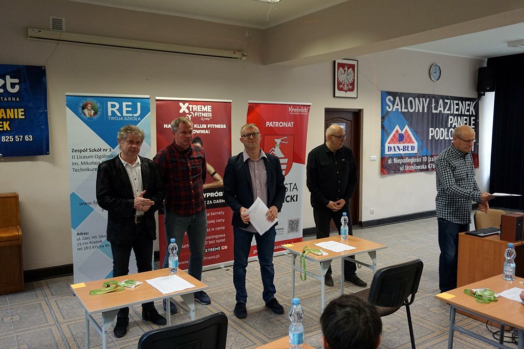 2022-04-19 Kalejdoskop w Reju