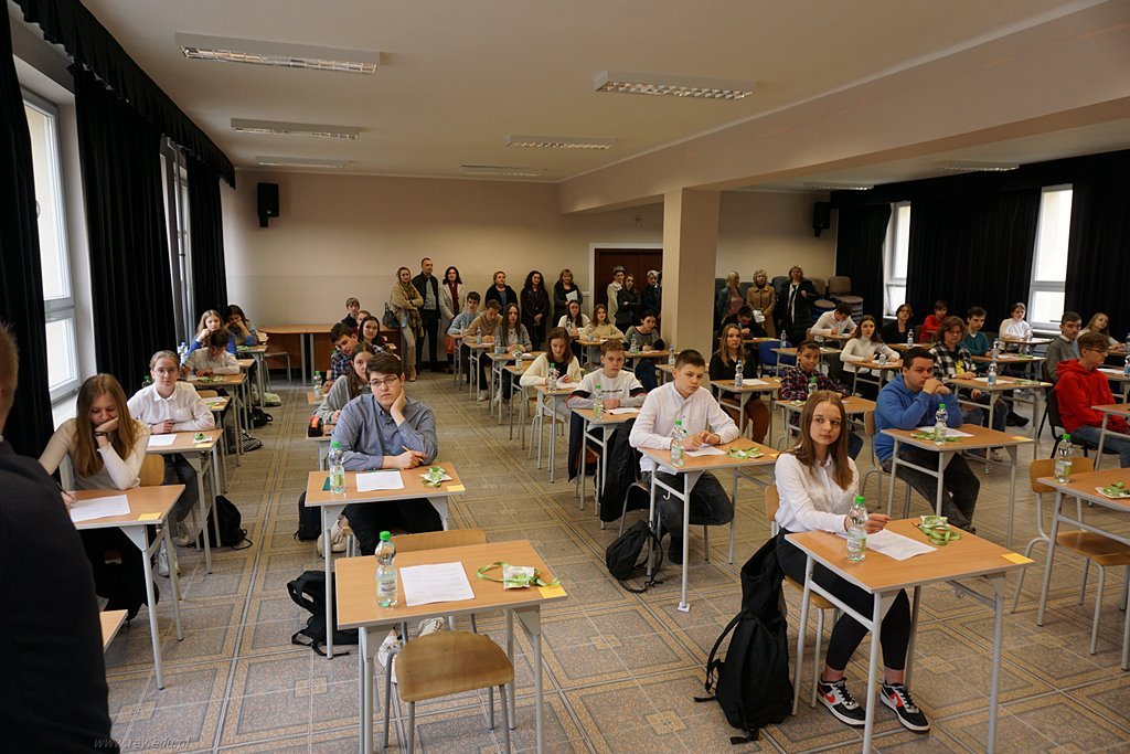 2022-04-19 Kalejdoskop w Reju
