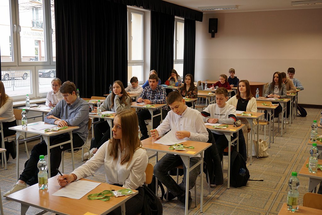 2022-04-19 Kalejdoskop w Reju