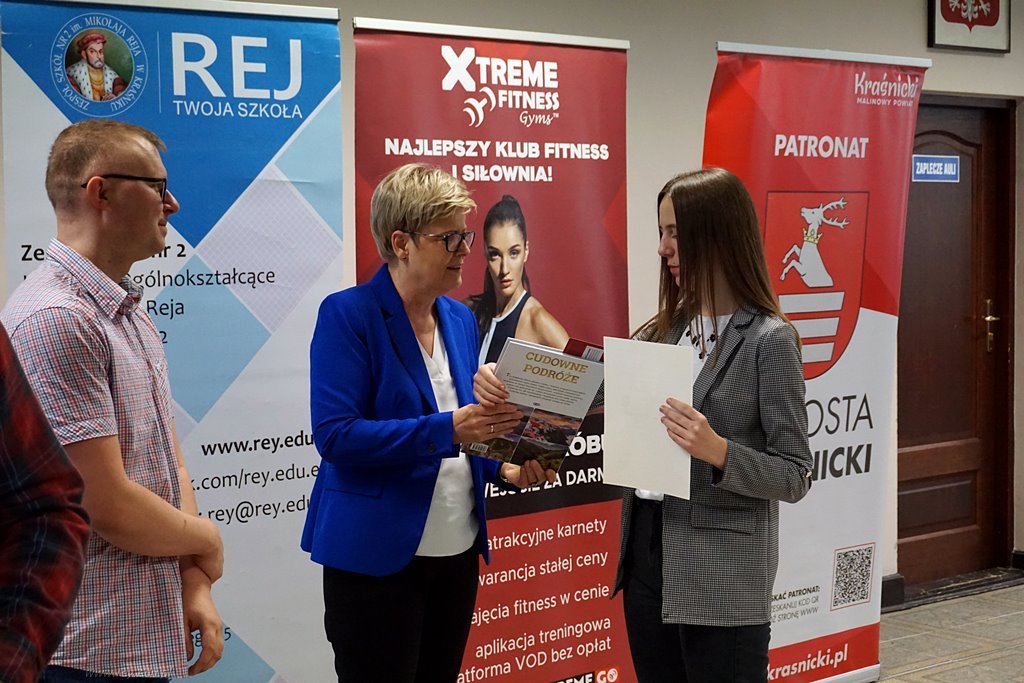 2022-04-19 Kalejdoskop w Reju
