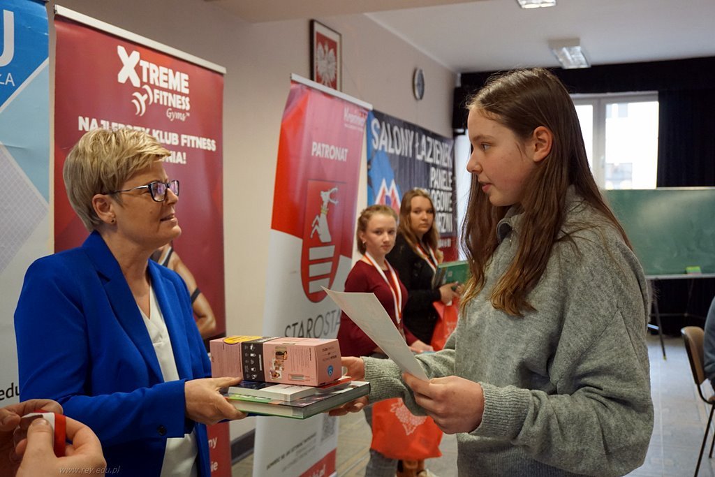 2022-04-19 Kalejdoskop w Reju