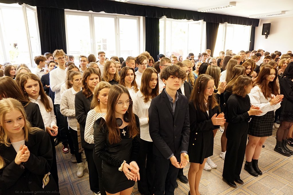 2022-10-13 Ślubowanie klas pierwszych