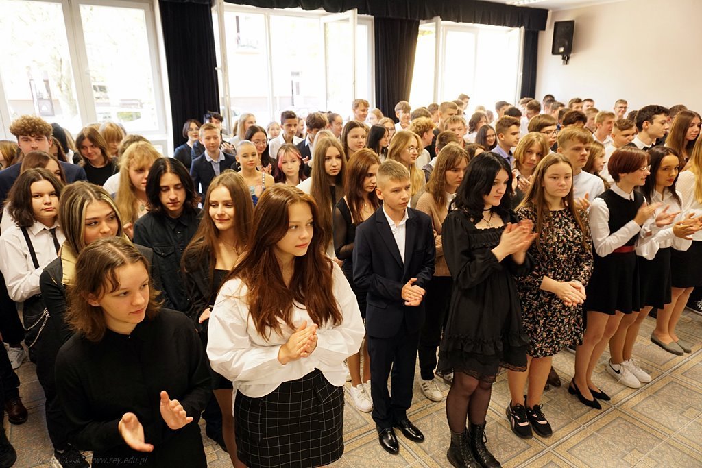 2022-10-13 Ślubowanie klas pierwszych