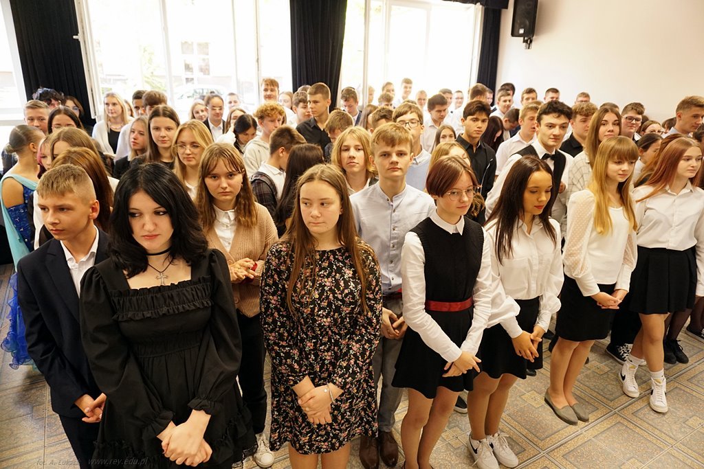 2022-10-13 Ślubowanie klas pierwszych