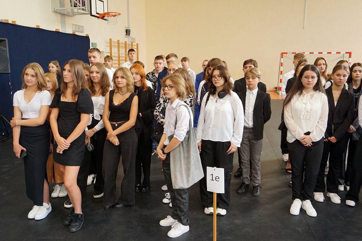 2023-09-04 Rozpoczecie roku