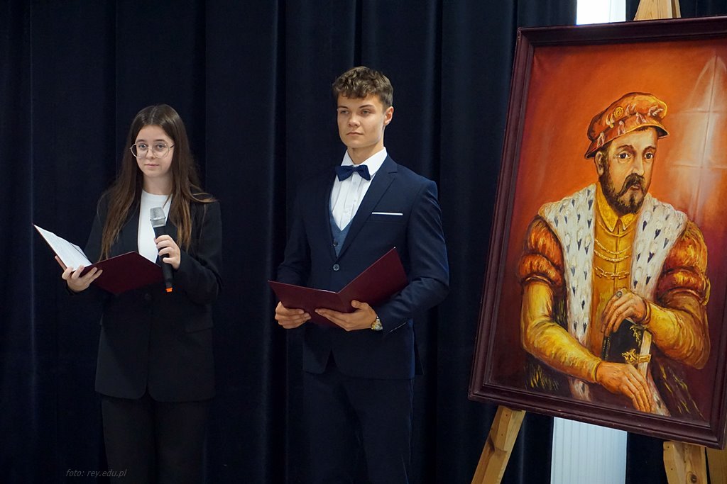 2023-10-12 Ślubowanie klas pierwszych
