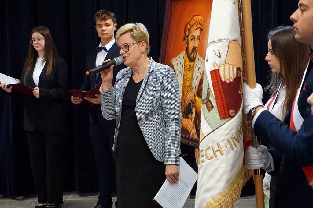 2023-10-12 Ślubowanie klas pierwszych